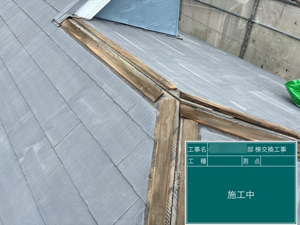 笠木を撤去します。